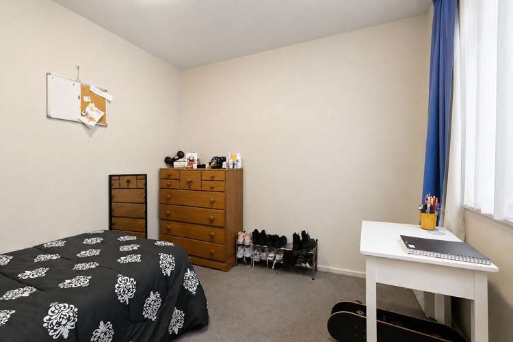 7/24 Hanson Street Mount Cook_5