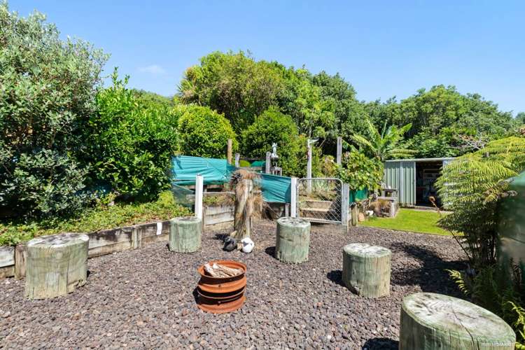 196 Gleeson Road Pollok_13