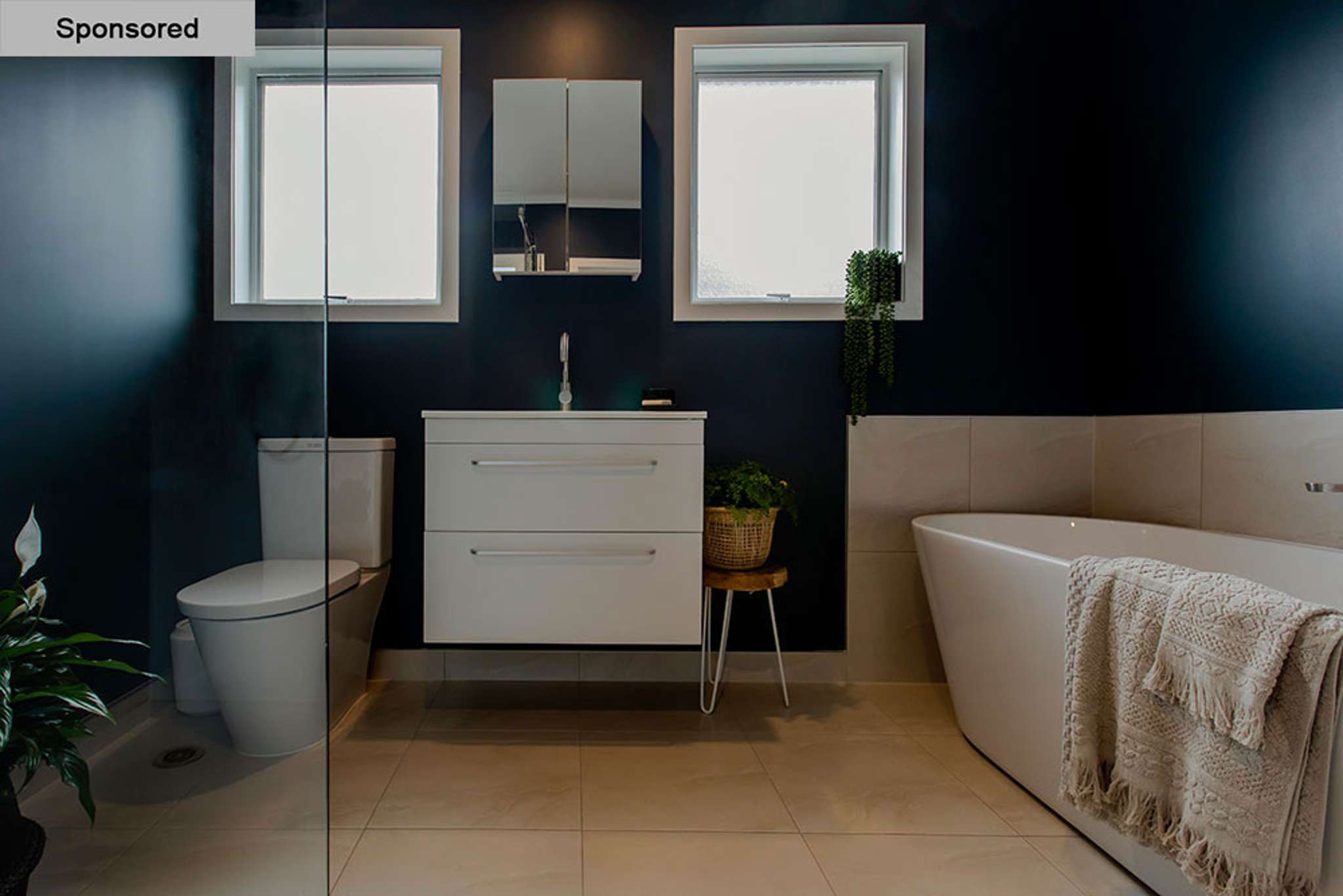 Modernising an '80s' bathroom