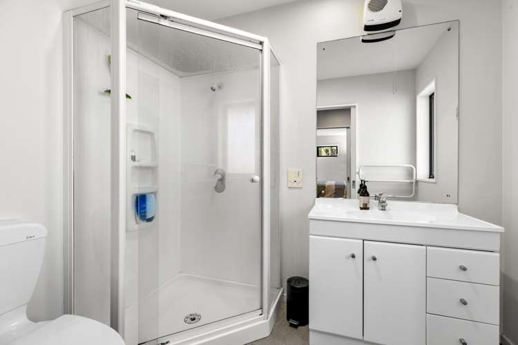 21 Eastwood Rise Waimairi Beach_9