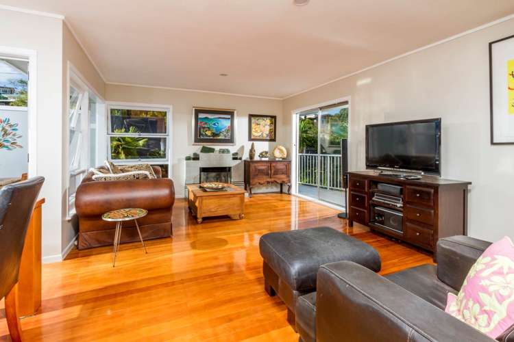 1/498 Beach Road Murrays Bay_35