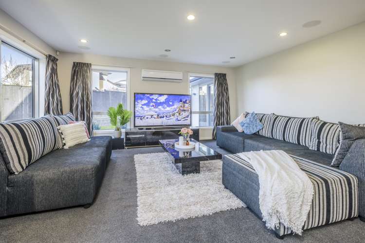 6 Milano Boulevard Karaka_10