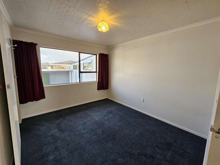 47A Glamis Ave 10825_13
