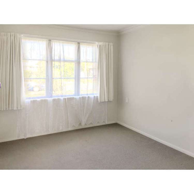 35 Green Avenue 10516_6