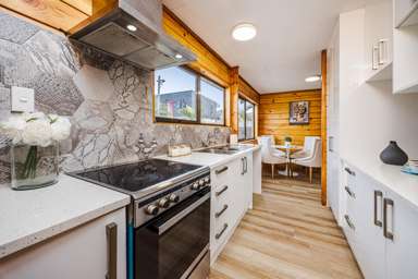 3/32 Great South Road_2
