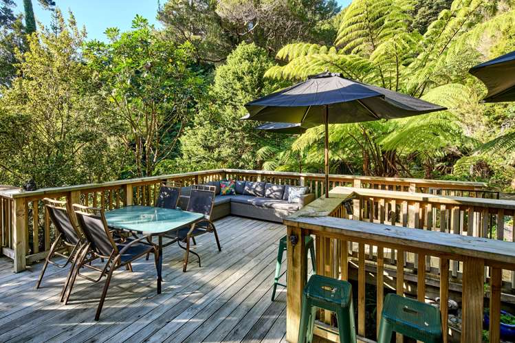 194 Eastern Hutt Road Taita_15