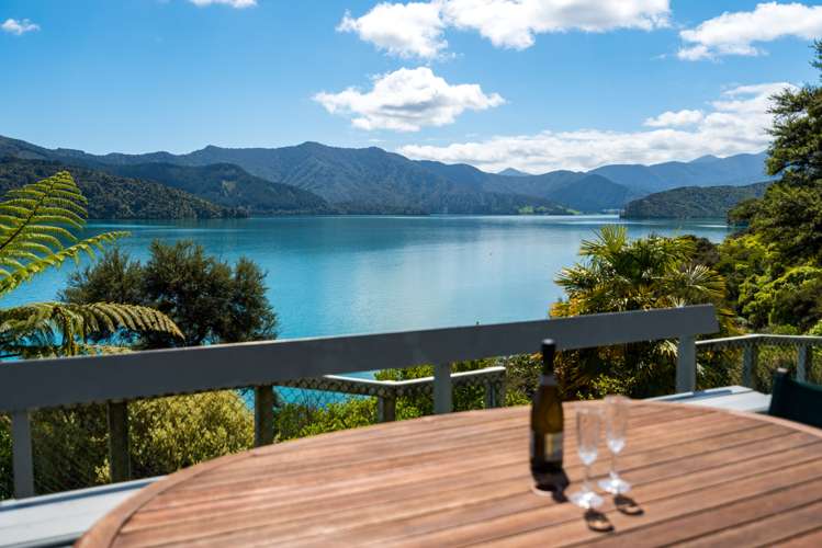 2453 Kenepuru Road Kenepuru Sound_17