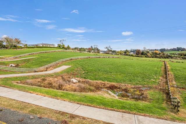 8 Frost Rise Hunua_2