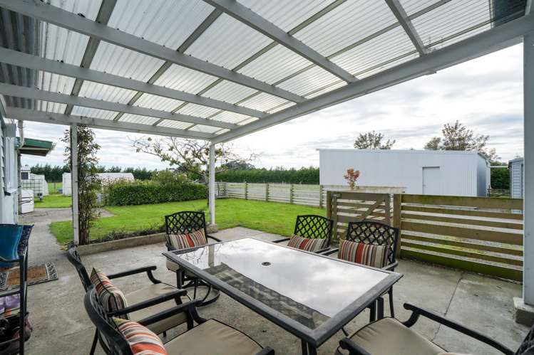 411 Flora Road East Makarewa_17