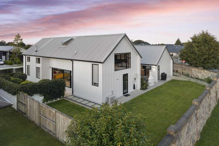 16 St Thomas Avenue Pyes Pa_12