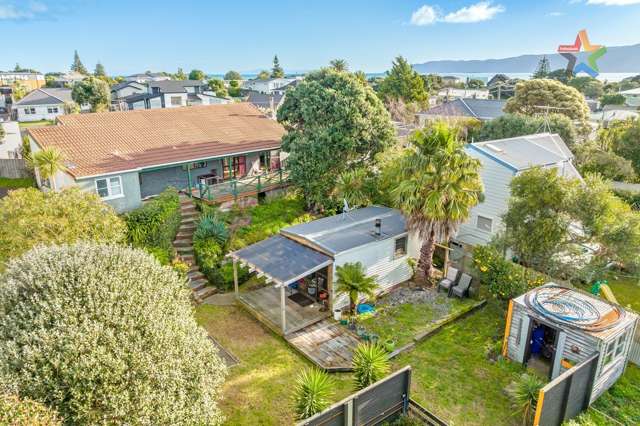 17 Nathan Avenue Paraparaumu Beach_1