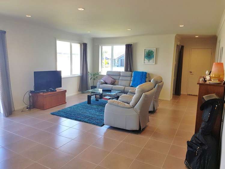 8 Ocean View Rise Ruakaka_4