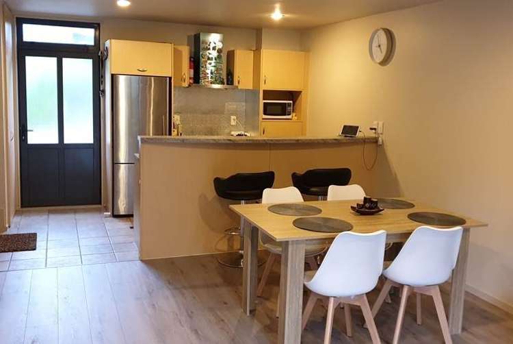 60/8 Soljak Place Mount Albert_0