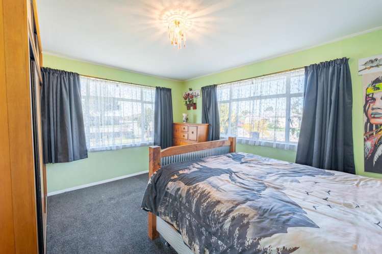 1 Regent Street Waimate_13