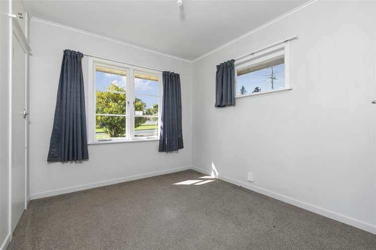 28 Koromiko Street New Lynn_8