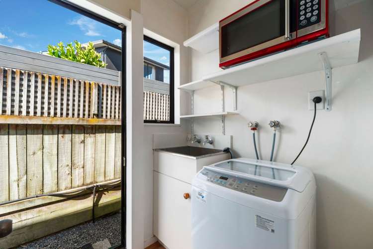 2/24 Kiddle Drive Hilltop_7