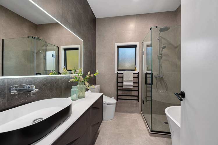 49 Vaughans Road Okura_10