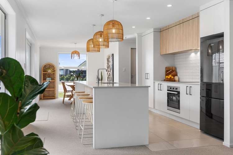 83 Hills View Drive_0