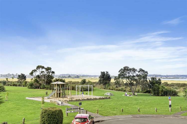 10 Kelvin Crescent Te Atatu Peninsula_6