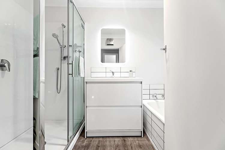 6b Washington Crescent Redwoodtown_14