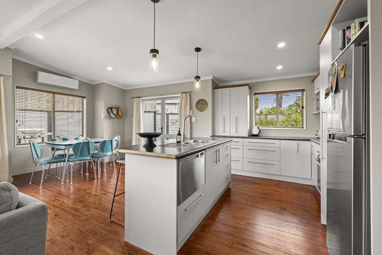 15 Bay View Road Raglan_3