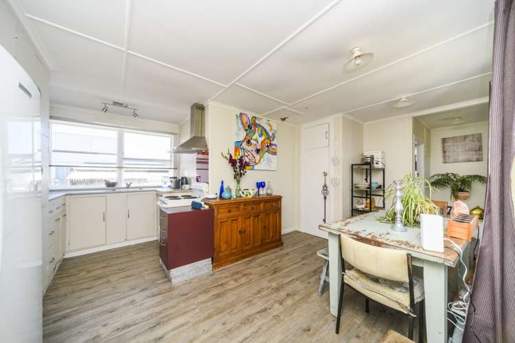 26 Eyre Street Feilding_6