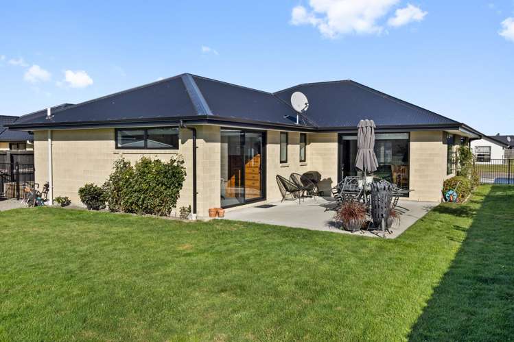 23 Redhaven Rise Netherby_26