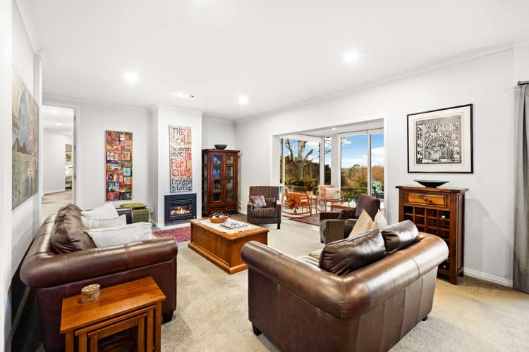 2/234 Gillard Road Ngahinapouri_7