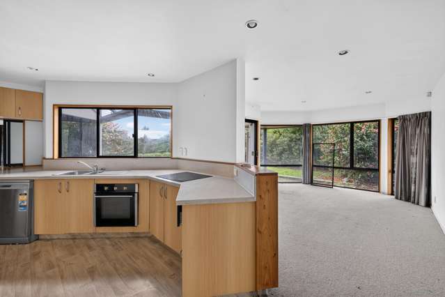 55 Lowry Avenue Redwood_4