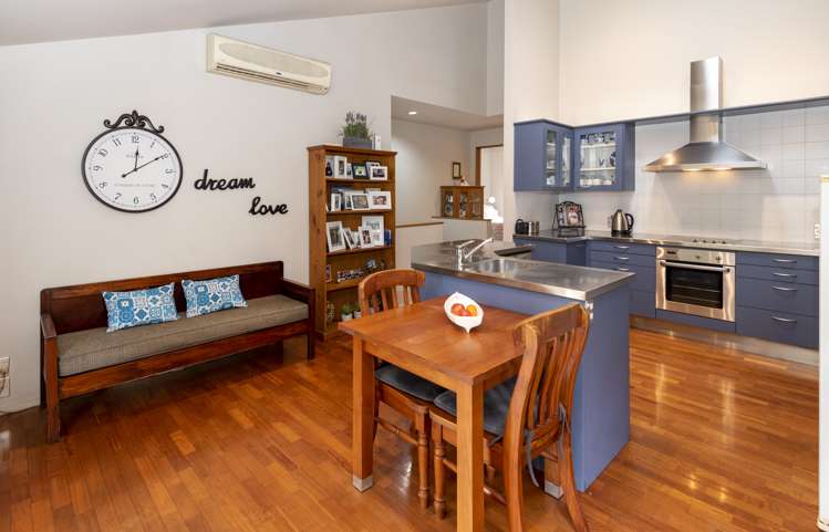 2/8 Waterloo Street Howick_13