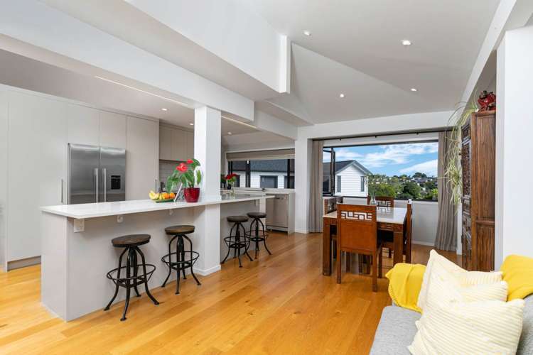 10 Galaxy Drive Mairangi Bay_18