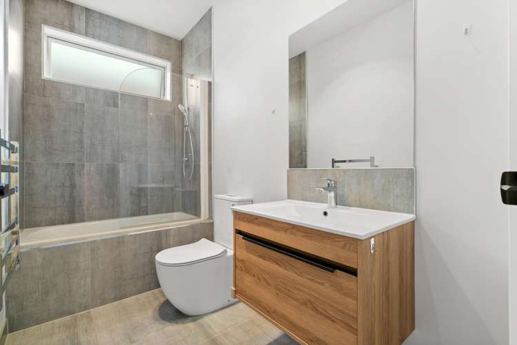 6 Swamp Kauri Grove Papakura_9