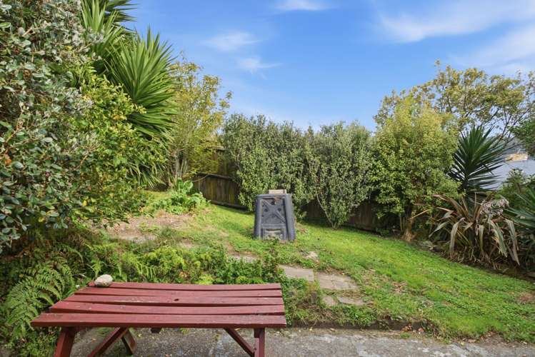 14 Kowhai Street Tawa_14