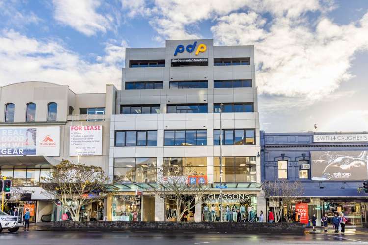 235 Broadway Newmarket_9