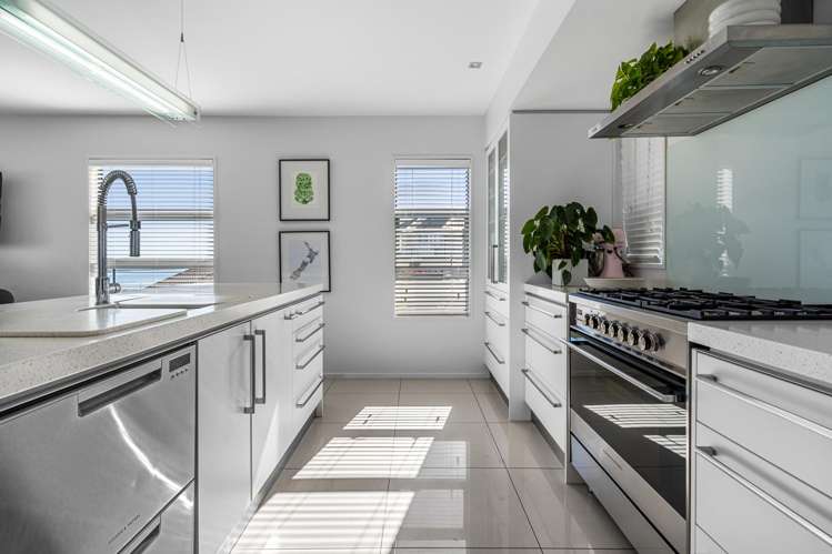 58 Tresillian Avenue Marybank_5