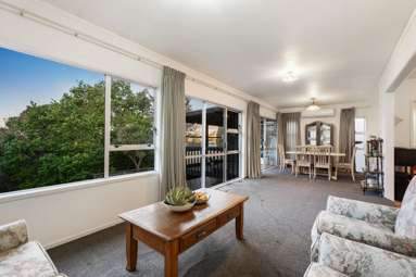 585 East Coast Road_3