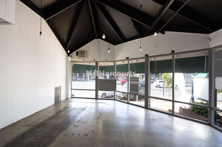 Shop 1/376-378 Beach Road Mairangi Bay_2