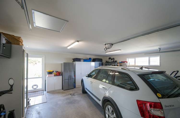 5 Norfolk Place Stoke_19