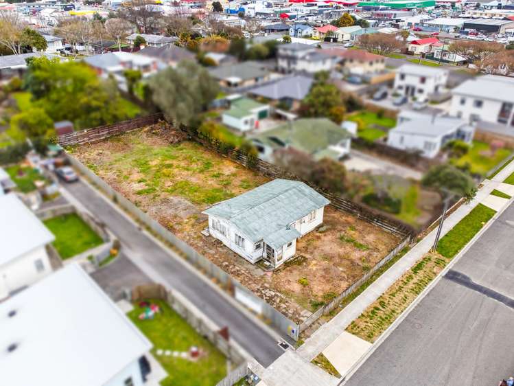 8 Montgomery Street Levin_6