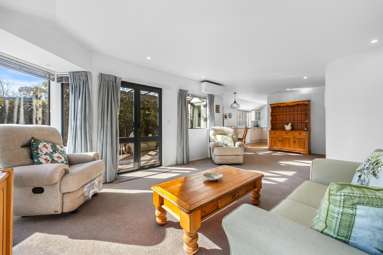 6B St Leonards Square_1