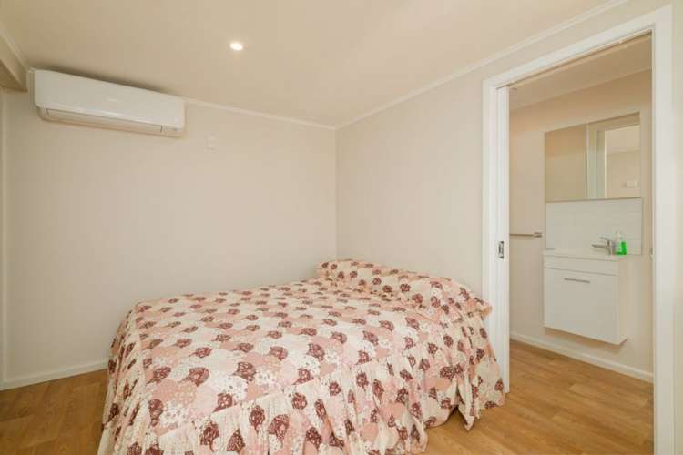 2/1 Weka Road South Bay_28