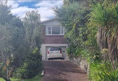 15 Pohutukawa Avenue_2