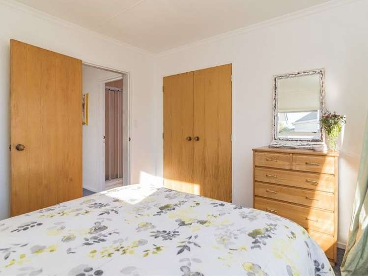 8 Ashcroft Place Richmond_13