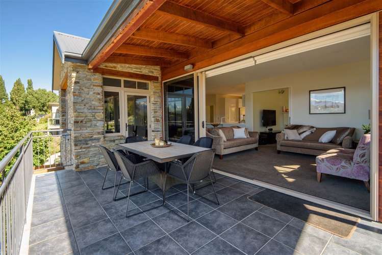 14 Morrows Mead Wanaka_6