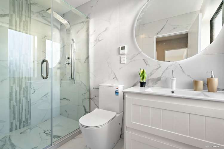 4 Cloonlyon Drive Flat Bush_15