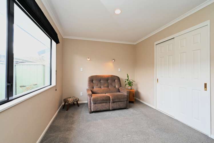 81 Kensington Drive Taradale_15