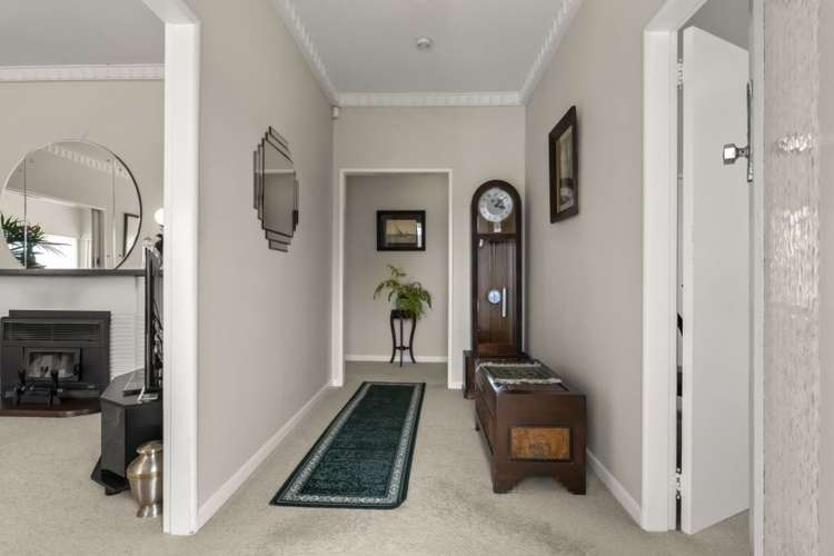 19 Merani Street Narrow Neck_13