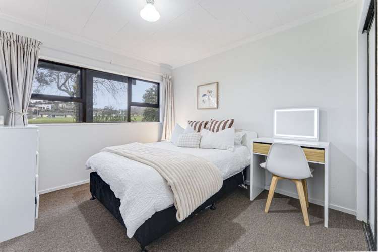 2/62A Tipahi Street Nelson South_13