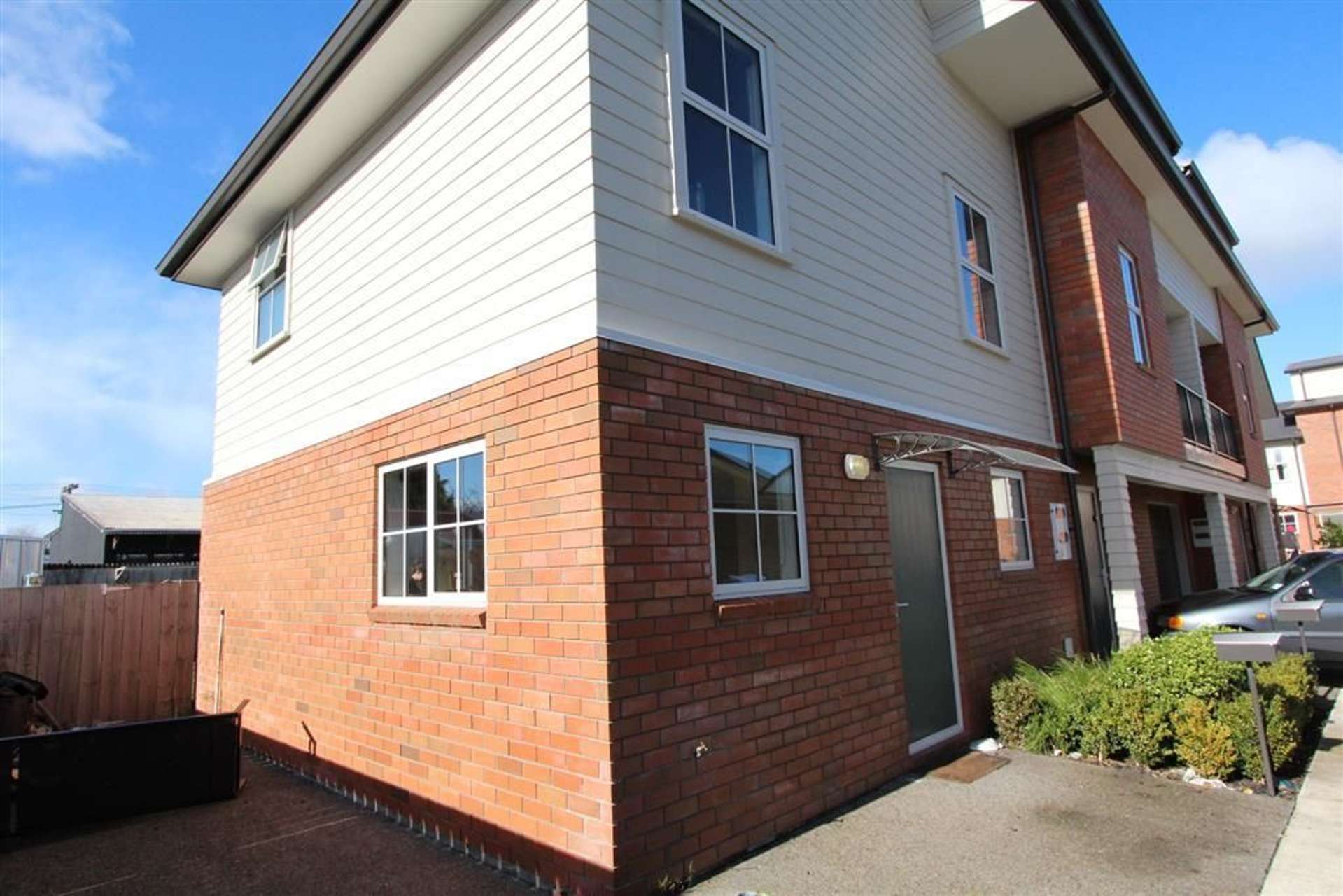 81 Chiefs Court Hamilton East_0