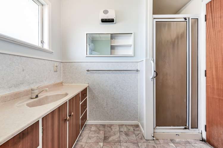 5 Pelorus Street Glenview_10